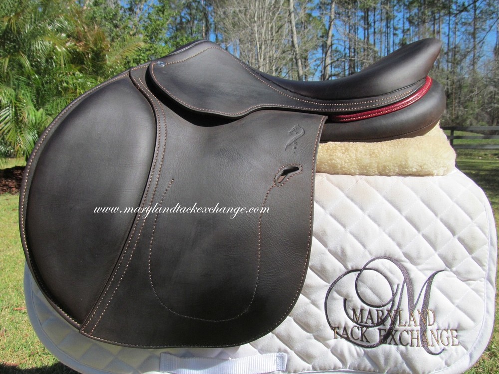 17.5" ANTARES EVOLUTION D buffalo close contact jumping saddle-2023 MODEL!!!!