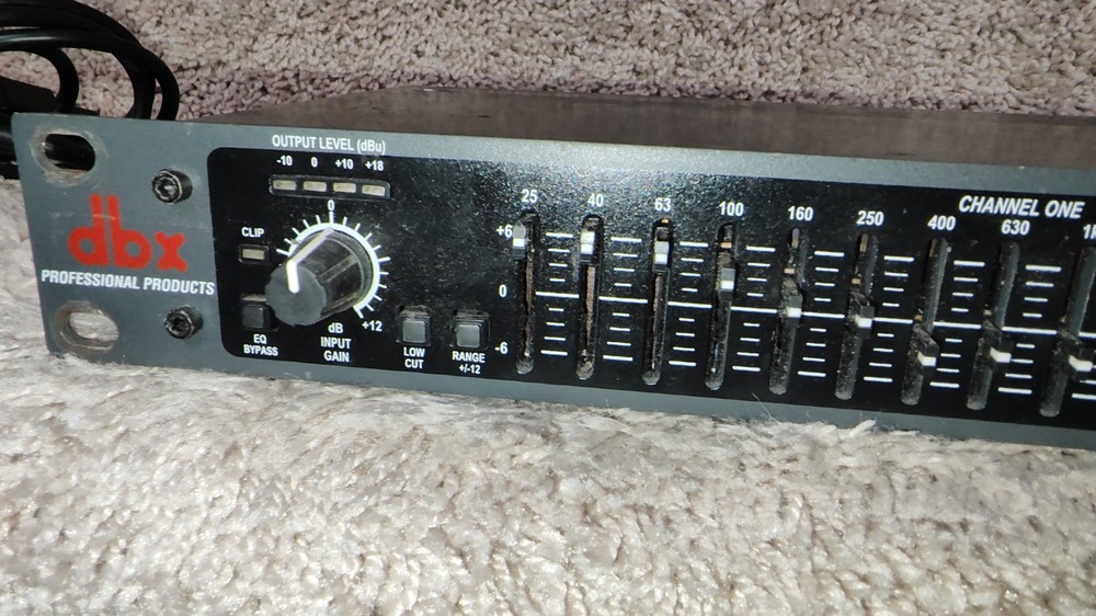 DBX 215 Graphic Equalizer Dual 15 Band.**Tested Working**