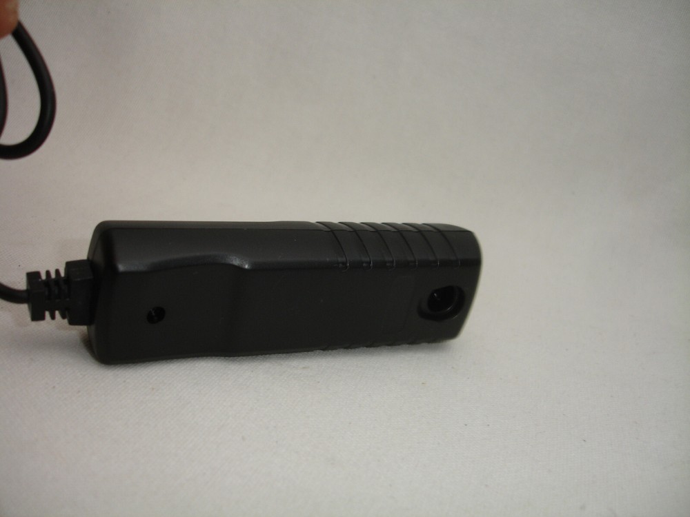 Xit XTMCD2RS Wired Remote Control for Nikon D3200+ (Black)