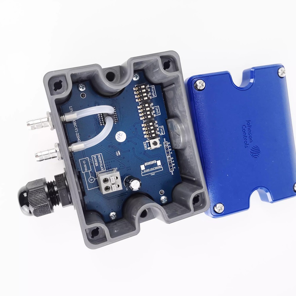 Johnson DPT7000C200 gas differential pressure sensor