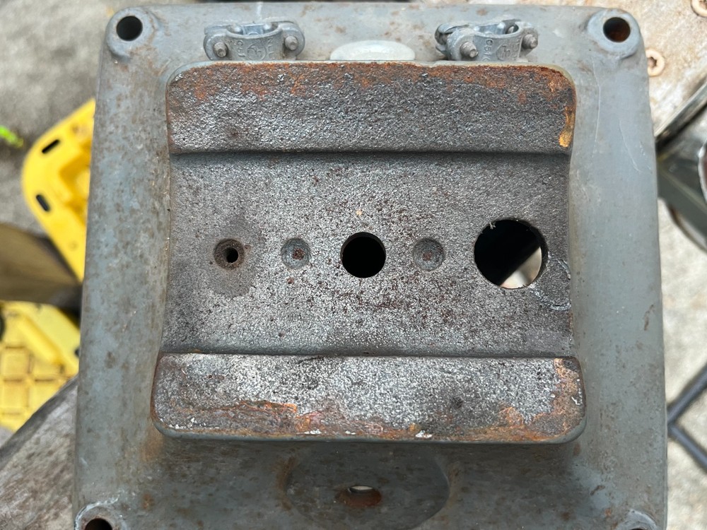Delta Triple Duty Grinder Base, Part # BG1