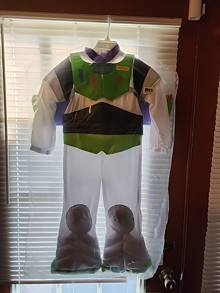 NWT Disney Store Toy Story Pixar Buzz Lightyear Costume Child Small Size 4, New