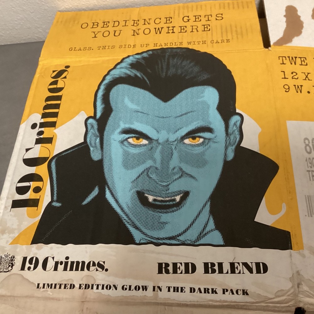 19 Crimes Universal Monsters DRACULA Wine Empty Box