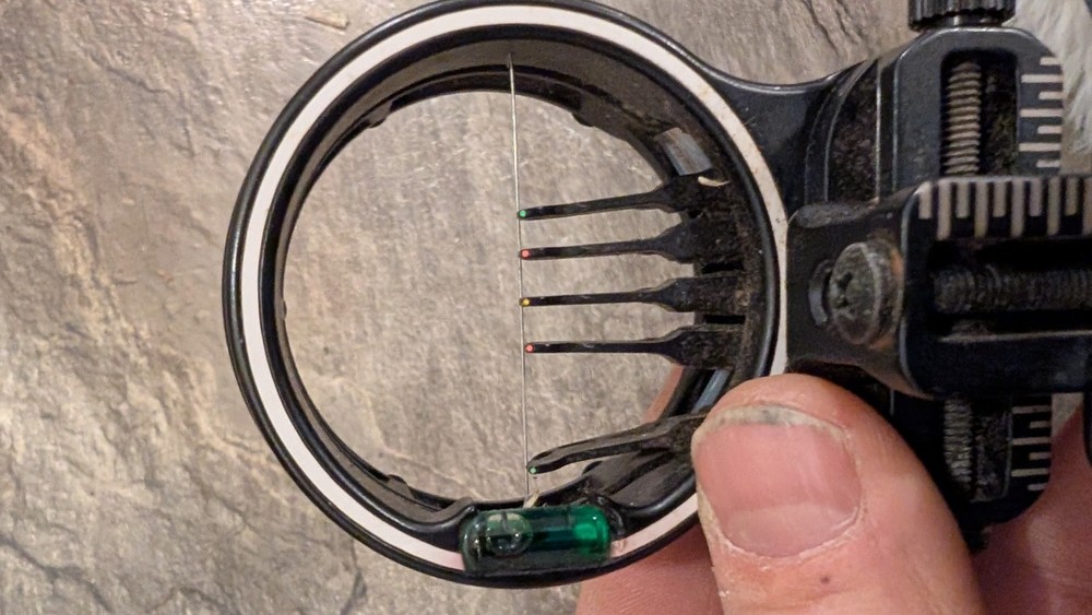 spot hogg 5 pin bow sight used..
