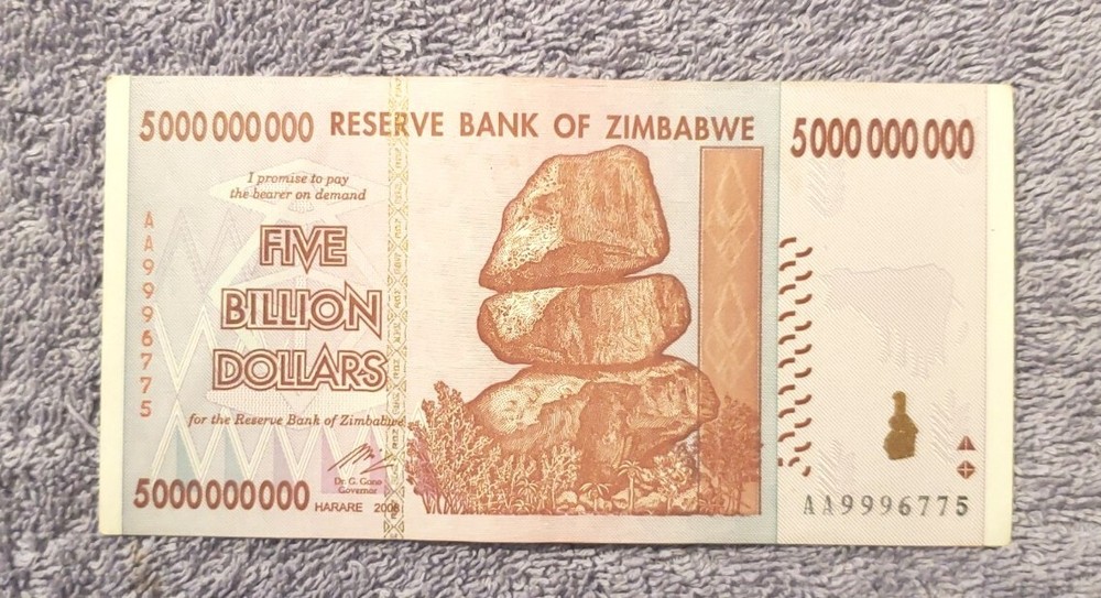 IT. # G-180 / One Zimbabwe $5 BILLION NOTE CIRCULATED  CONDITION
