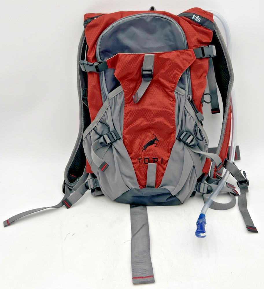 TOPI RIO HYDRATION PACK BACKPACK HIKING, CAMPING, ETC WITH BLADDER