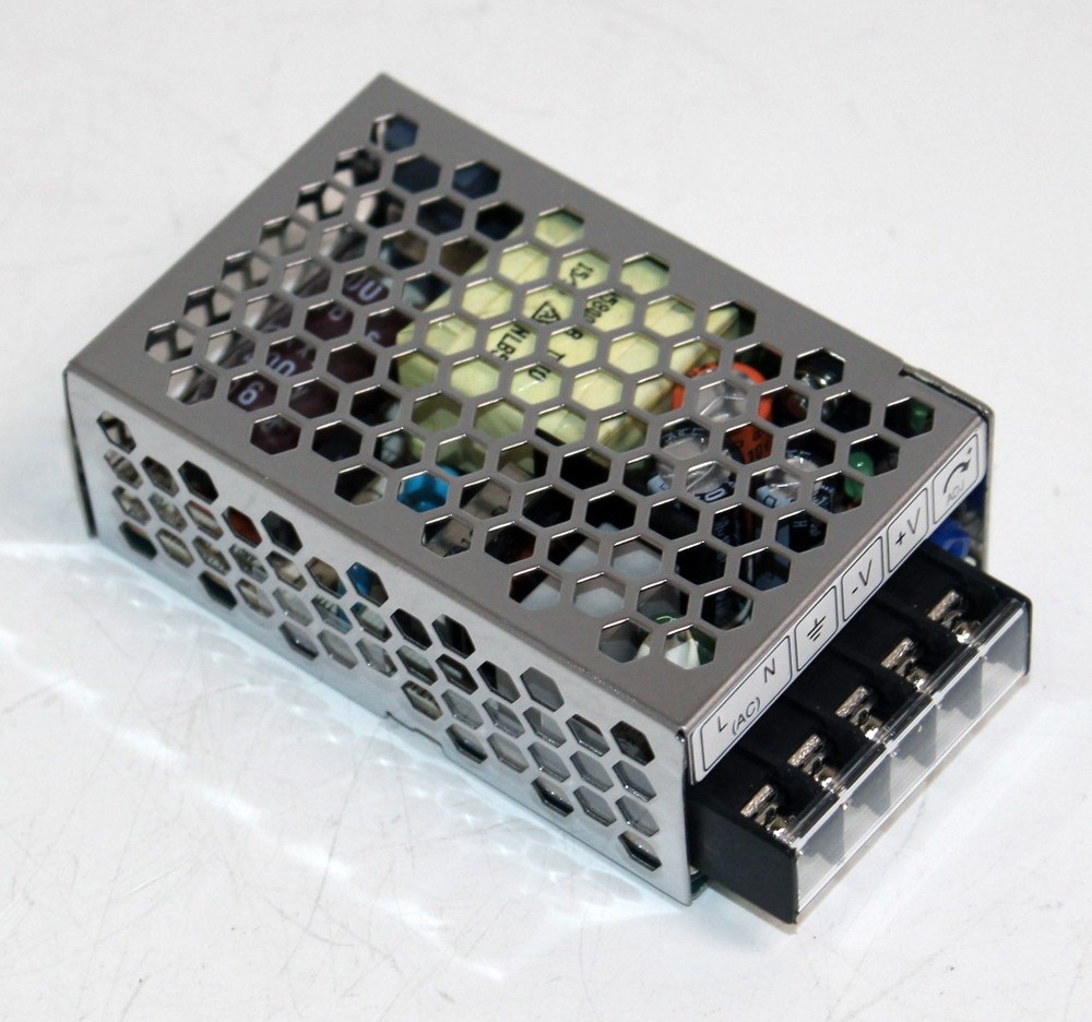 TDK-Lambda LS25-5 Power Supply: Input 100-240VAC Output: 5VDC 5A 25W