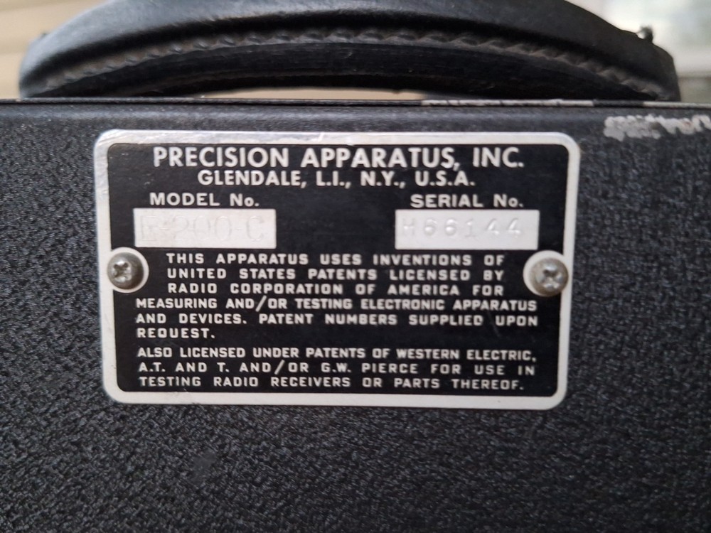Vintage PRECISION PACO E-200-C RF SIGNAL-MARKING GENERATOR Untested