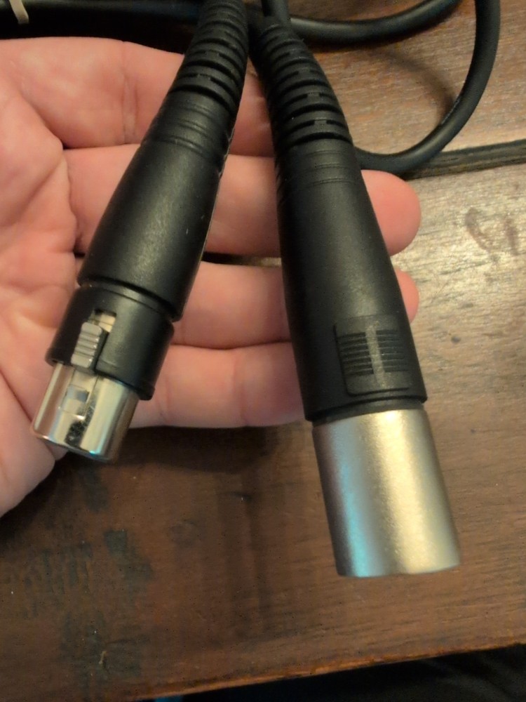 Shure SV 200 Microphone