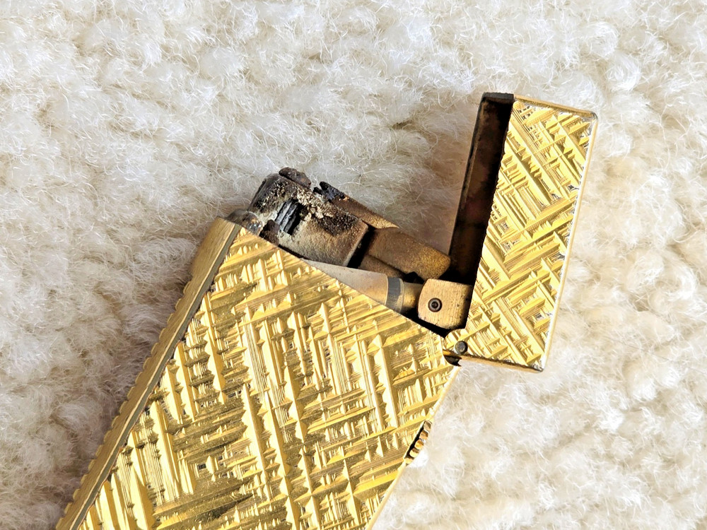 Dunhill Lighter