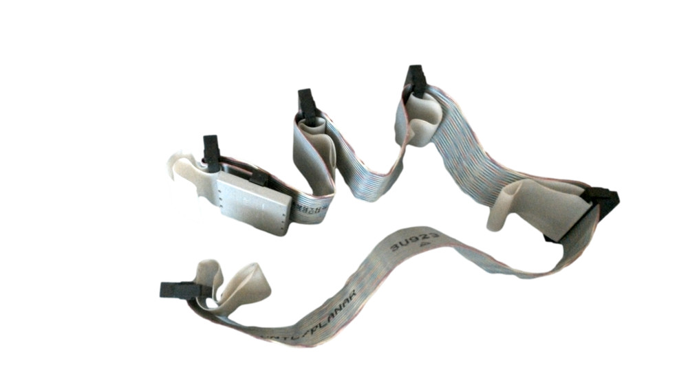 Desktop Computer 3U923 SCSI Cntl/Planar Drive Cable