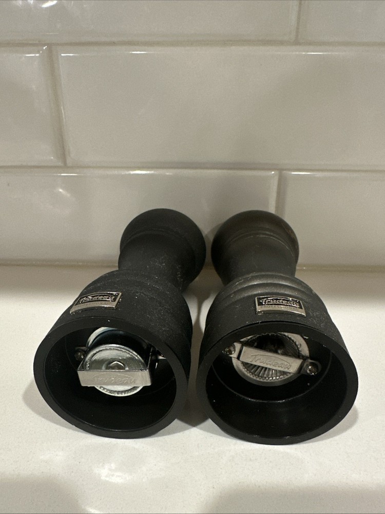 Trudeau Graphite 6" Salt & Pepper Mill Set