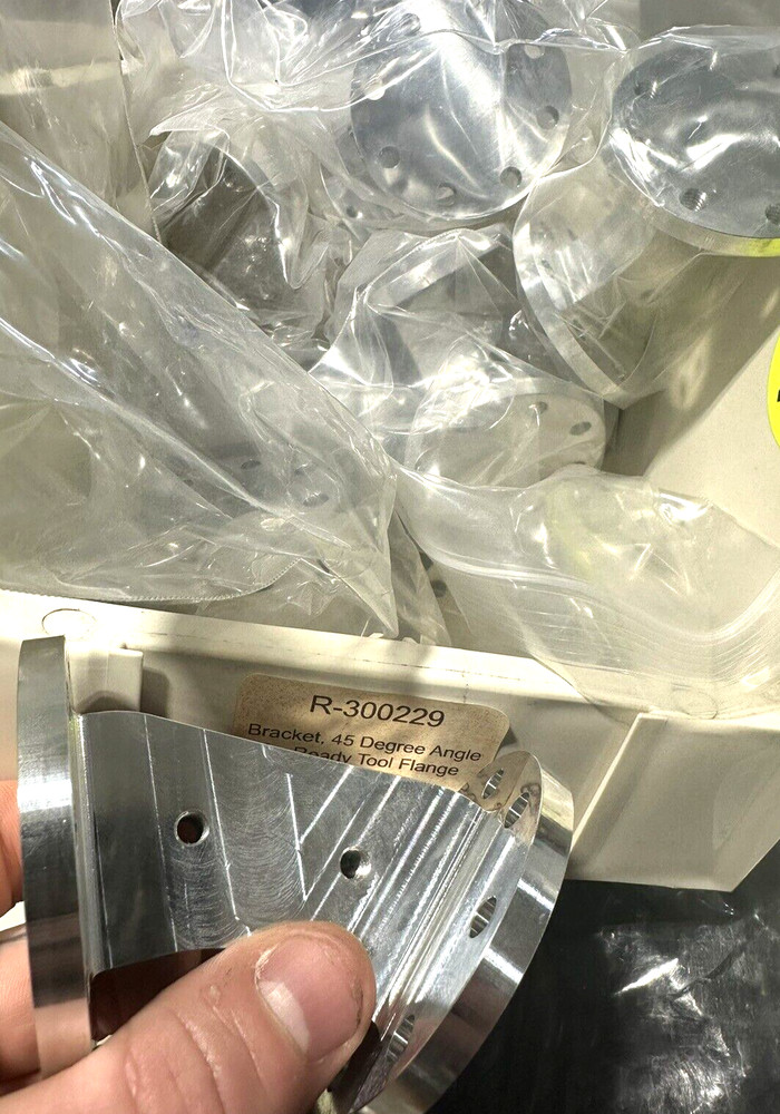 Ready Robotics Schunk Robot 45 Degree Angle Tool Flange Bracket *NEW*