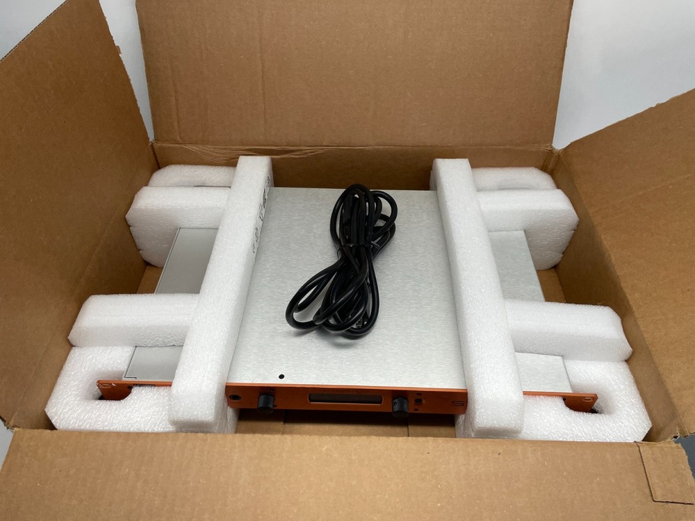 Q-SYS QSC Synapse D16MIO-NA Dante AES67 Networked Audio Interface (Attero Tech)