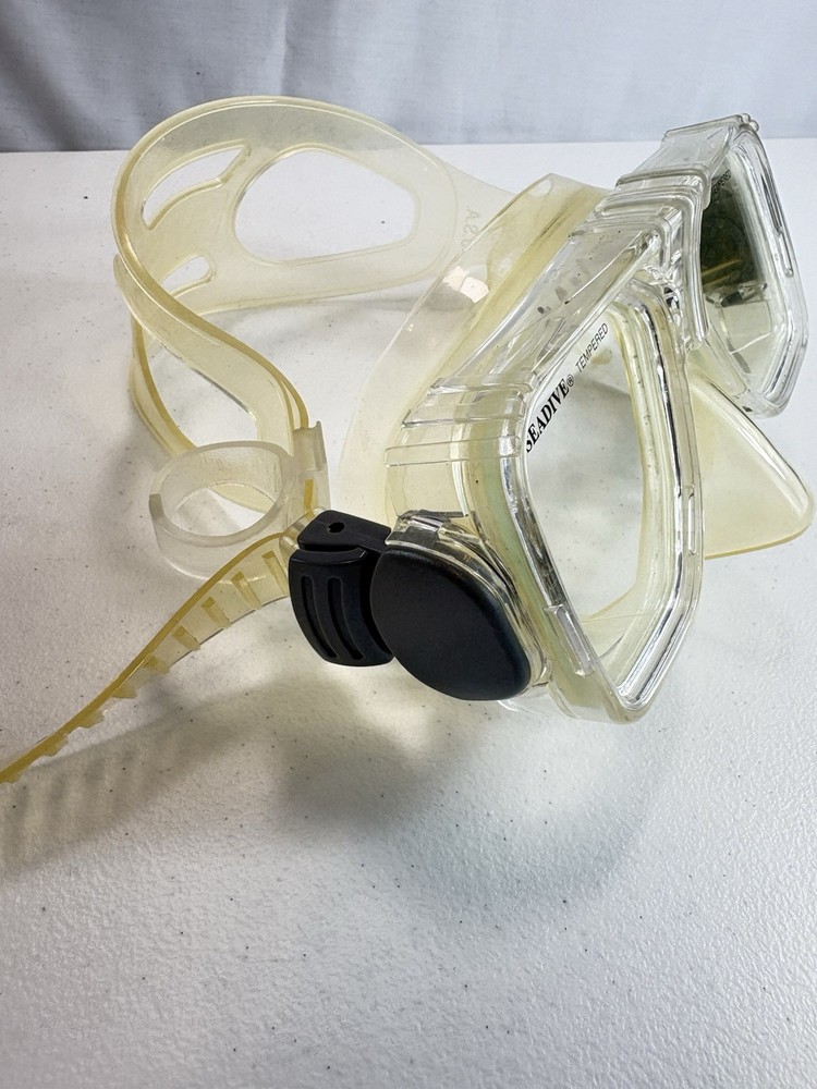 Aqualung Impulse 2 Flex Dive Snorkel Black/green & Seadive Goggles Bundle