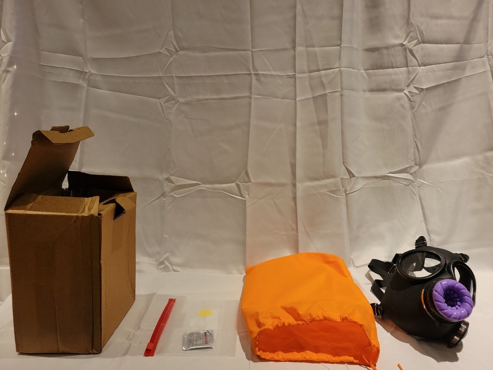 Deep Stroker Gas Mask, medium type (most common), with medium/strong grip sleeve