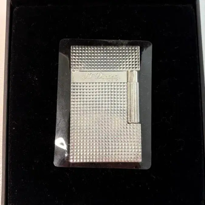 Ducourn Line 2 Diamond Head Lighter Authentic Sale