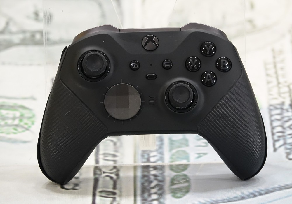Microsoft Elite Series 2 Core Wireless Controller *Read* for Xbox Series #H4