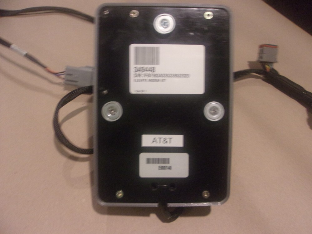 Digi Farm Elevate Seamless Universal Modem 349448 includes MD8120 47" T-CABLE