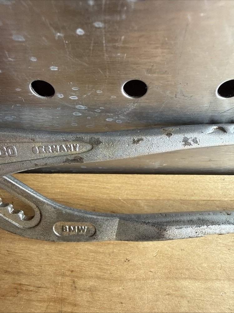 Genuine BMW OEM Tool Box Pliers Heyco E30 E34 E28 E24 E36 E32 E46 E12 E39