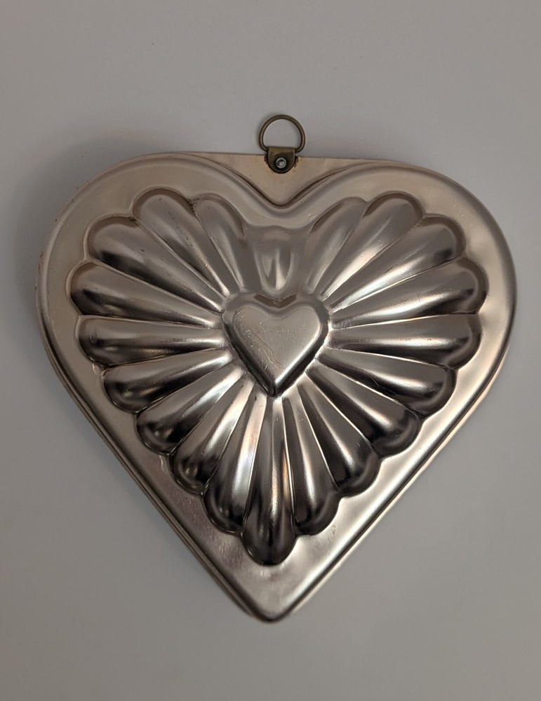 Two Small Heart-shaped Metal Bakeware Pans/Mold