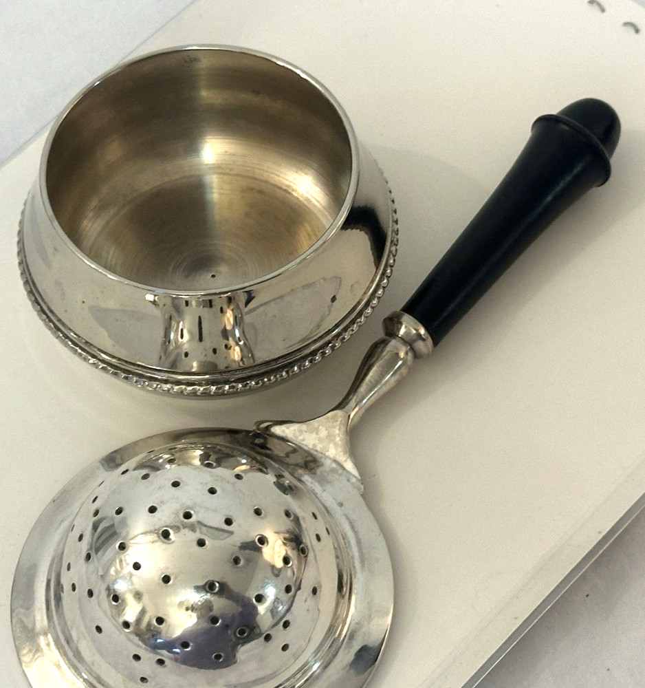 Vintage Weighted Silver Plated Tea Strainer 2 Piece Beaded Edge Bakelite Handle
