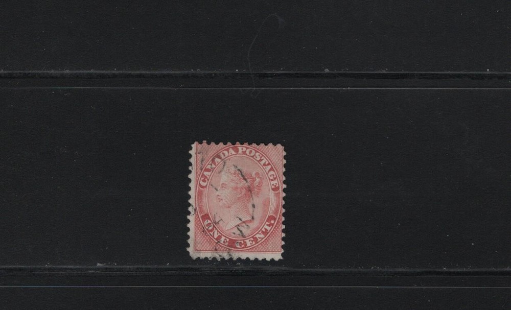 Canada-  lot 1028.   Used.