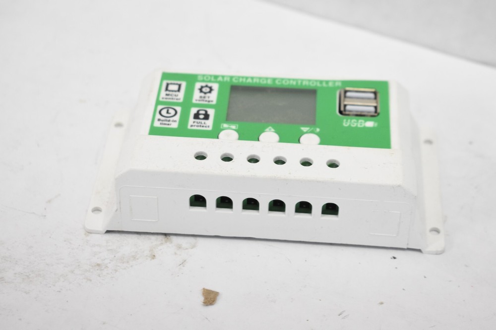 Solar Charge Controller White Module LCD/LED Display PWM Battery Charge