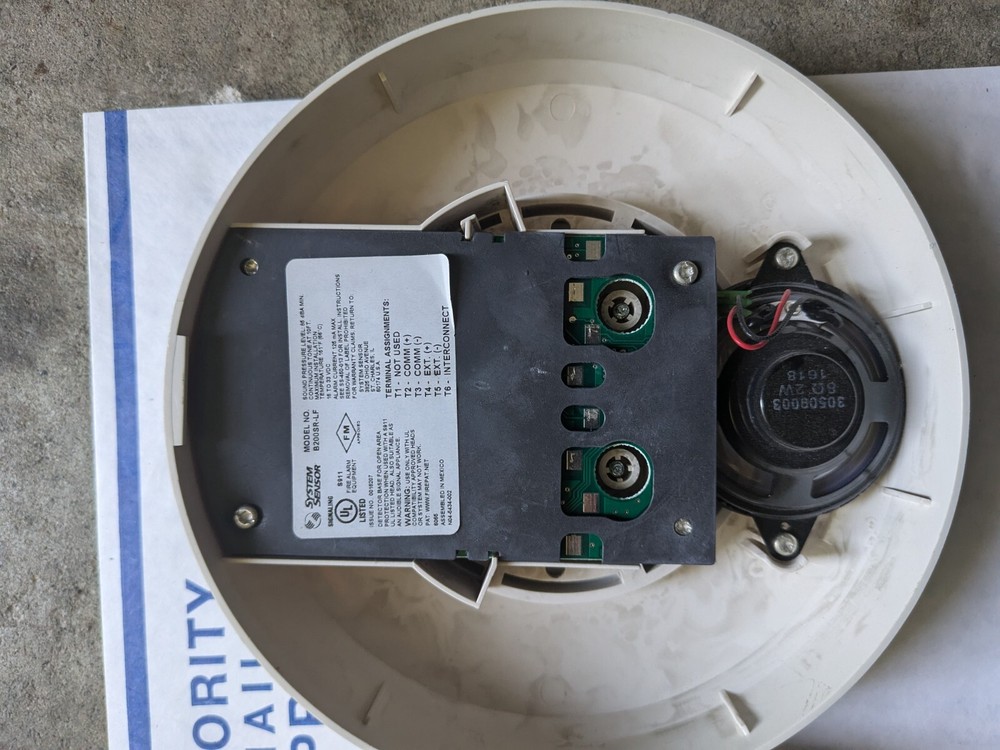 System Sensor B200SR-LF Intelligent Reversible Sounder Base without box & cover