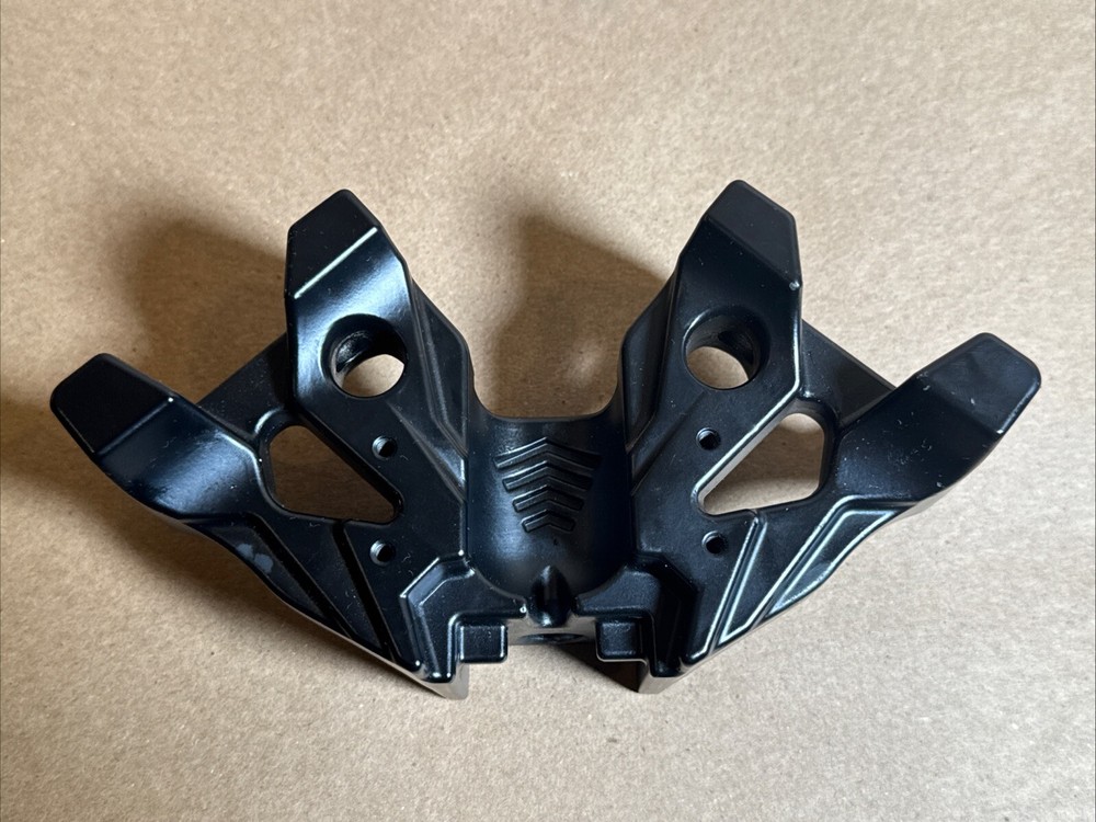 Bear X CATALYST 420 CROSSBOW - Replacement RISER & BOLTS