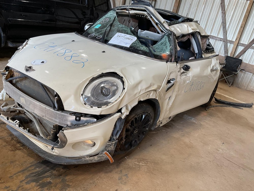 Used A/C Selector Switch fits: 2018 Mini COOPER w/automatic temperature control