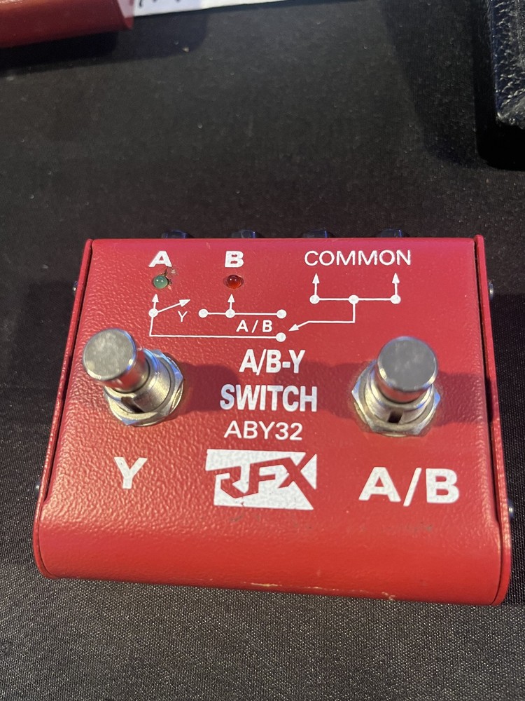 RFX ABY32 A/B/Y Guitar Switcher