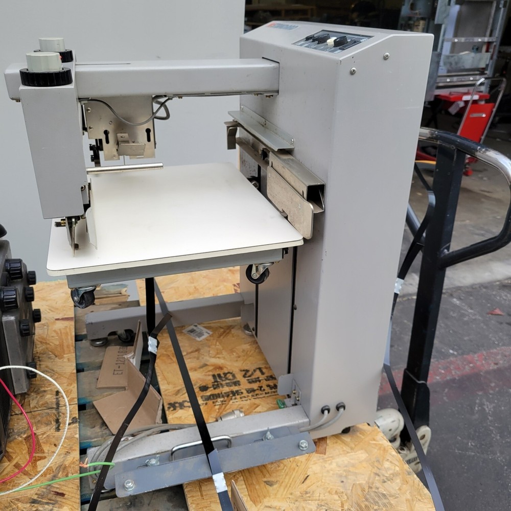 Standard / Hunkeler paper stacker