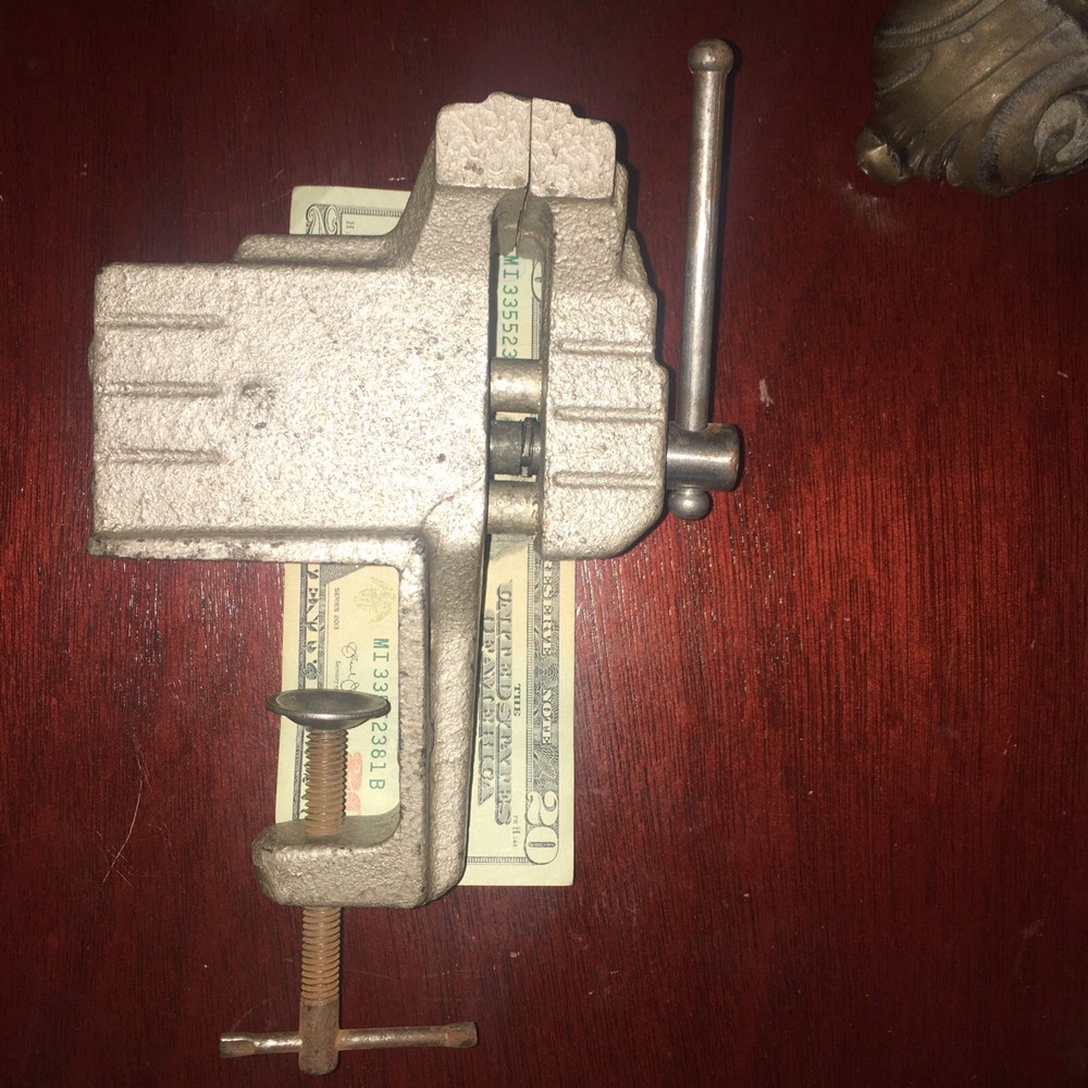 Antique Vintage Tool # V60 Bench Vise