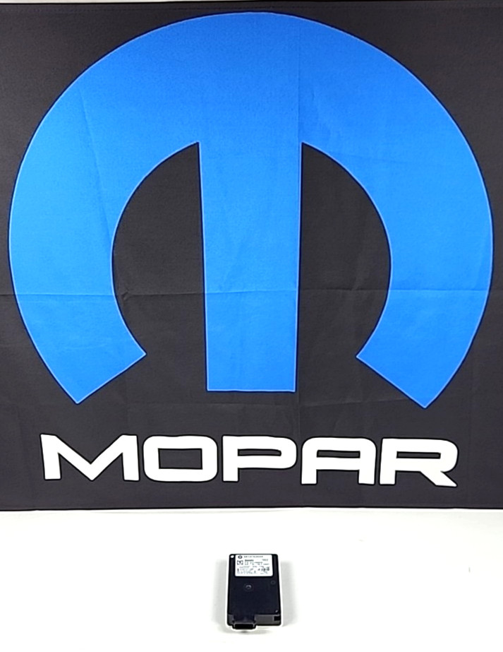New OEM Mopar Blind Spot Detection Module 68147626AK