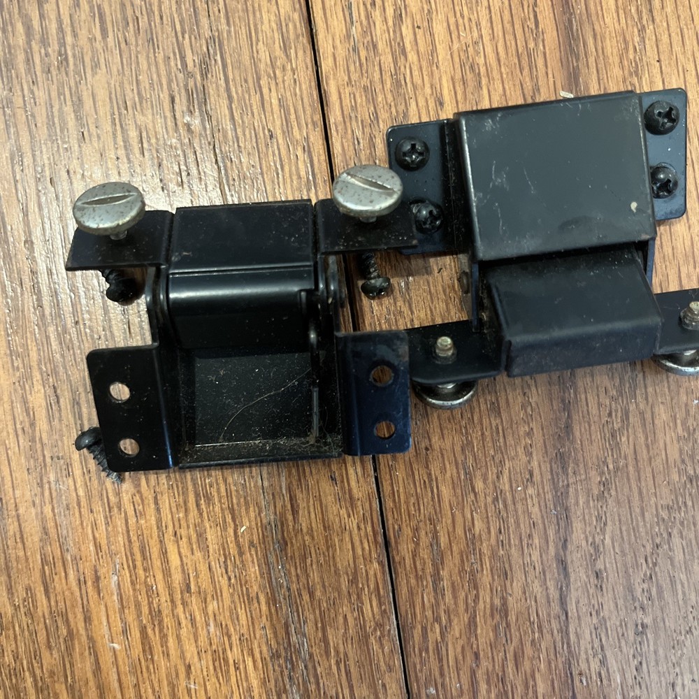 Technics SL-23 Turntable Dust Cover Hinges