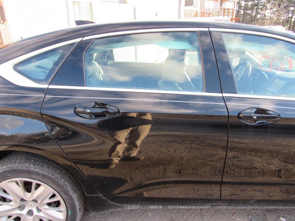 IMPALA 2018 Glove Box 1012372