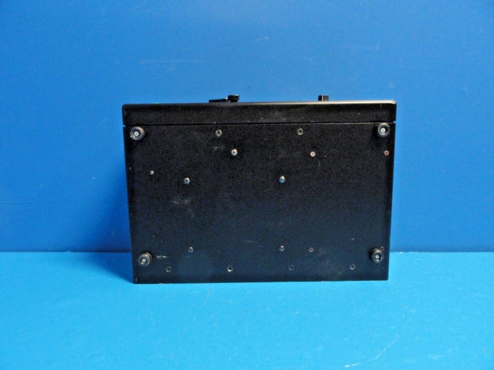 Conmed Linvatec Intravision 8425A Automatic Light Source ~16110