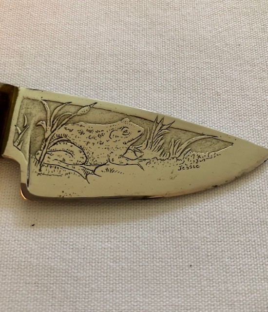 Boye Fixed 2 inch Dropped Edge with frog etching and sheath