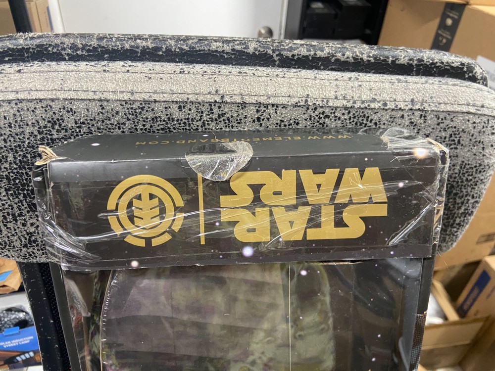 Star Wars The Mandalorian Skateboard Deck Element OPEN PKG!!