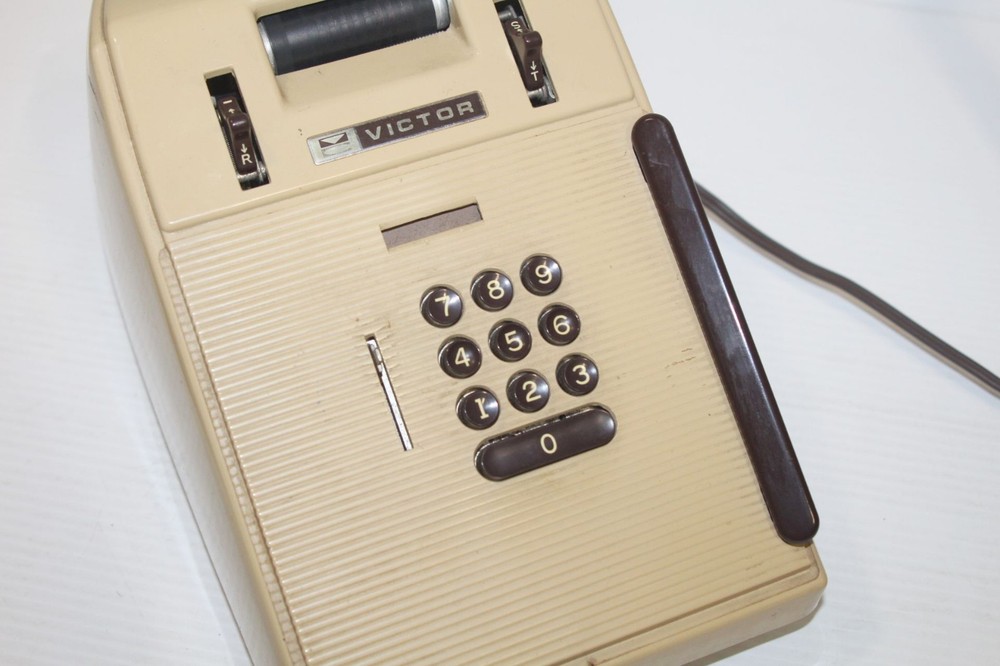 Vintage Victor Comptometer 7 82 54 Adding Machine Calculator Office Desk Pro