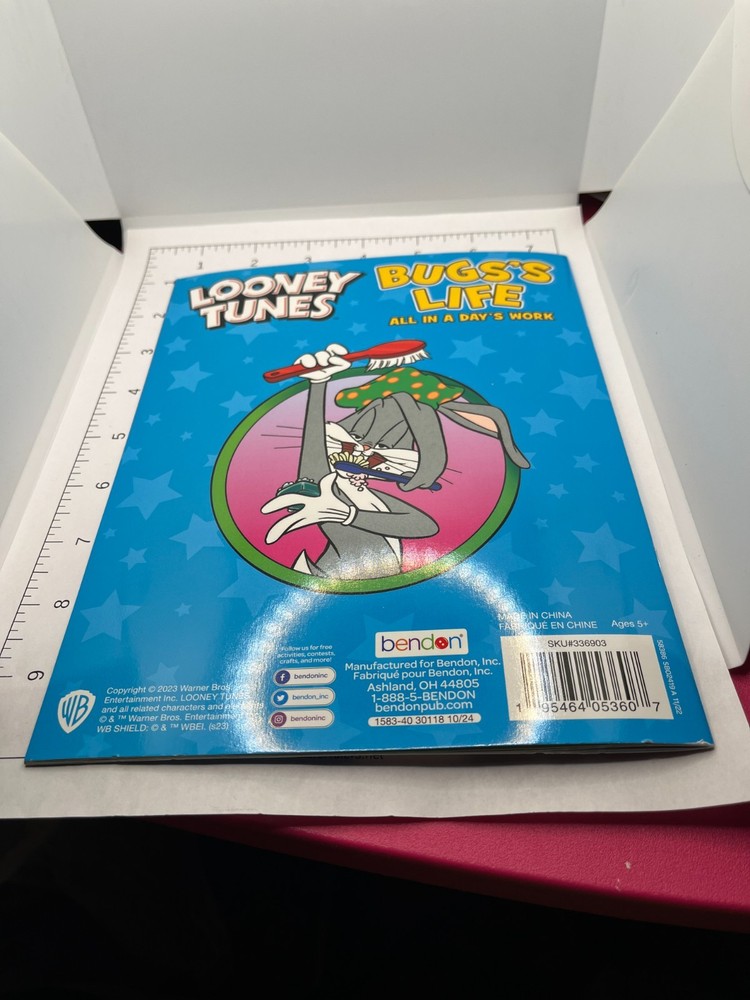 BOOK: Looney Tunes Bugs's Life