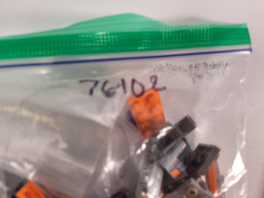 LEGO Marvel: Infinity War Sets Random Block 76102, 76107