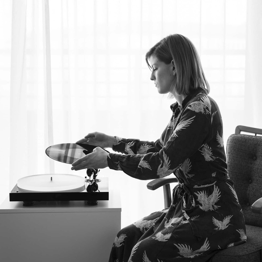 Pro-Ject X1 B Turntable - Pick it PRO B Gloss Black
