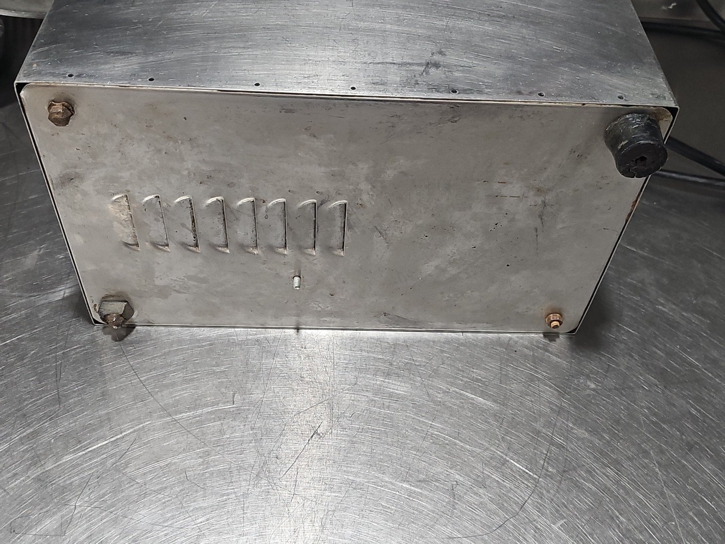 Mannhart MV 80 Commercial Food Processor With 6 pc Disc Attachment Set