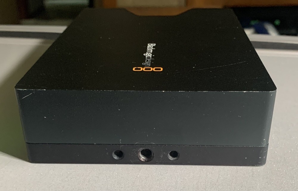 Blackmagic Design HyperDeck Shuttle SSD Field Recorder+++Cheese Plate