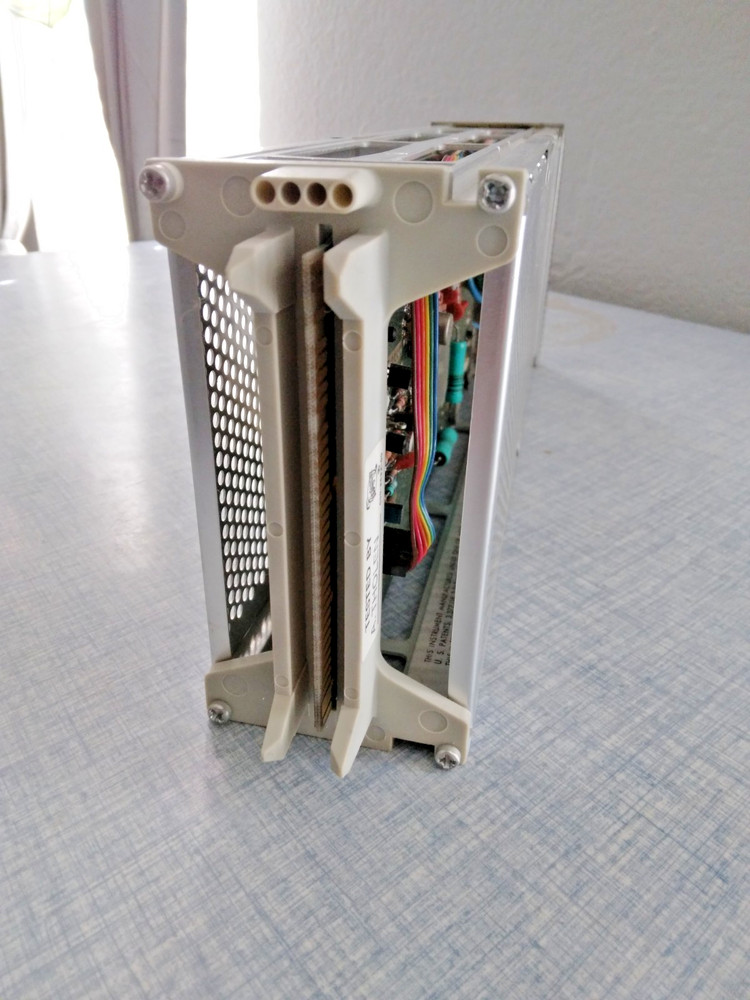 Tektronix 7A19 Vertical Amplifier Plug-in