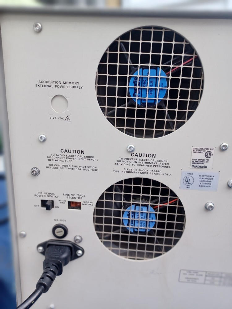 TEKTRONICS DSA 602 DIGITIZING SIGNAL ANALYZER
