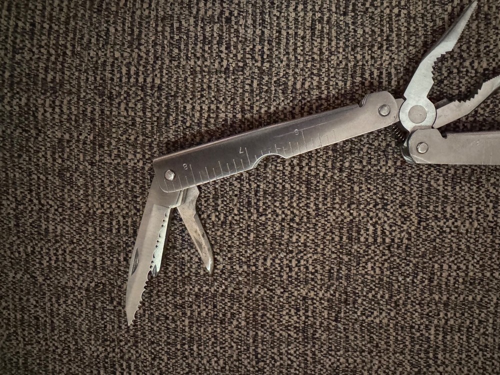 Snap-on Multipurpose Tool and Case