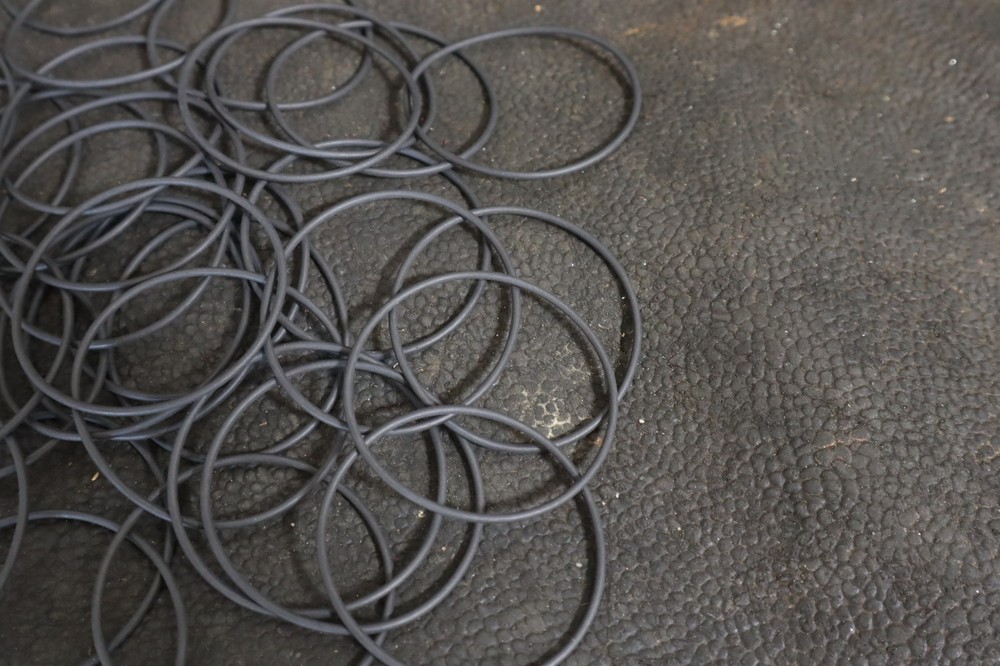 NOS - NEWCOMB O-RINGS (39 COUNT) 2-037